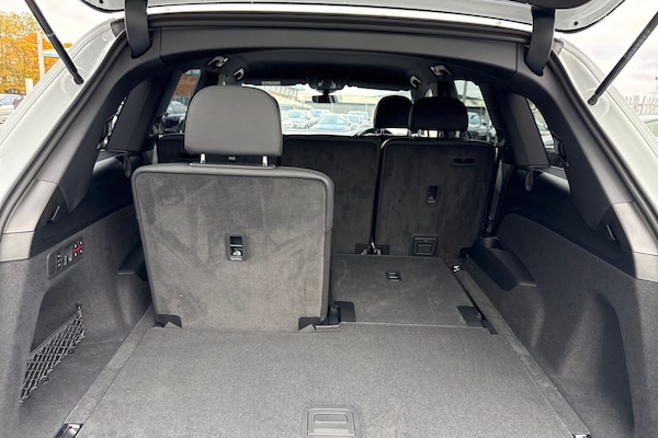 Used Audi Q7 2025 for sale - 76300407: Photo 36