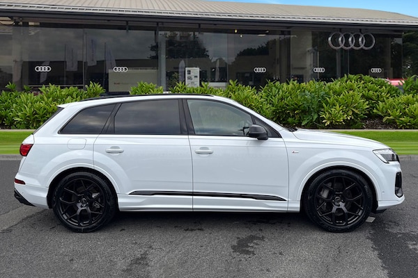 Used Audi Q7 2025 for sale - 76300407: Photo 3