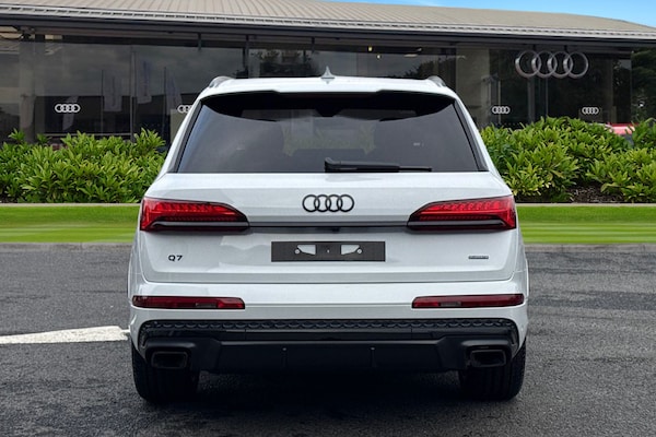 Used Audi Q7 2025 for sale - 76300407: Photo 4