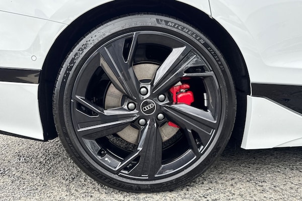 Used Audi S6 e-tron Avant 2025 for sale - 75787270: Photo 11