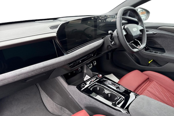 Used Audi S6 e-tron Avant 2025 for sale - 75787270: Photo 14