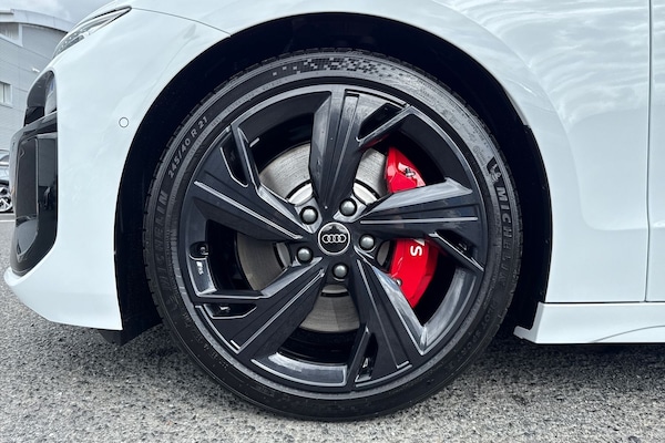Used Audi S6 e-tron Avant 2025 for sale - 75787270: Photo 9