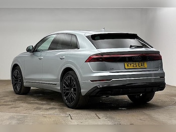 Used Audi Q8 2025 for sale - 78616065: Photo
