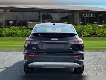 Used Audi Q4 e-tron 2025 for sale - 75819404: Photo