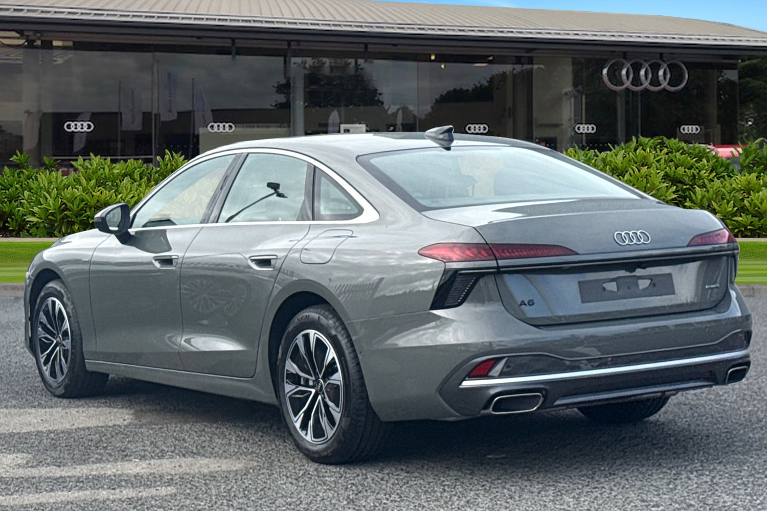 Used Audi A6 Saloon 2025 for sale - 76253286: Photo 2
