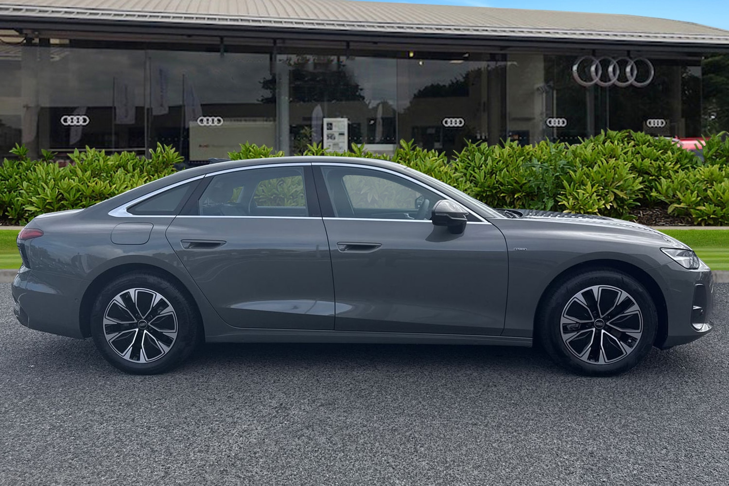 Used Audi A6 Saloon 2025 for sale - 76253286: Photo 3