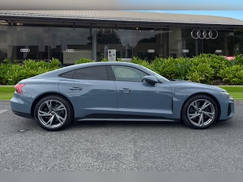 Used Audi e-tron GT 2023 for sale - 75215919: Photo
