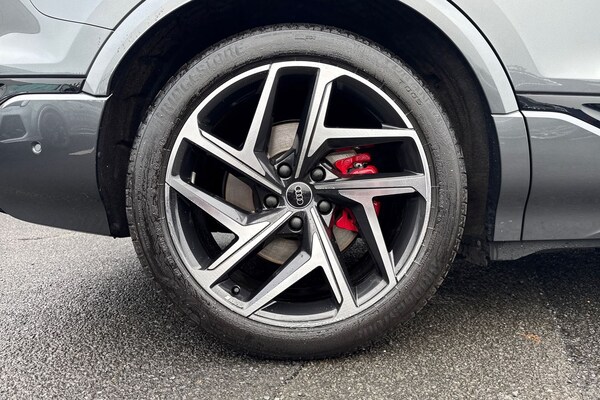 Used Audi Q6 e-tron 2024 for sale - 76272436: Photo 12