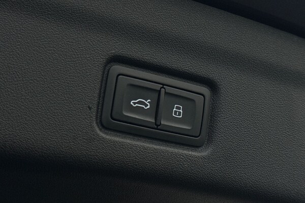 Used Audi Q6 e-tron 2024 for sale - 76272436: Photo 25