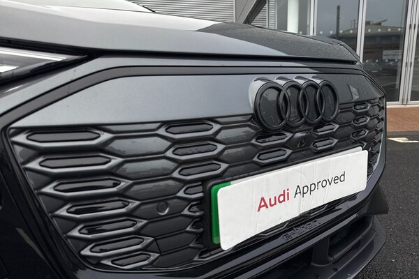 Used Audi Q6 e-tron 2024 for sale - 76272436: Photo 30