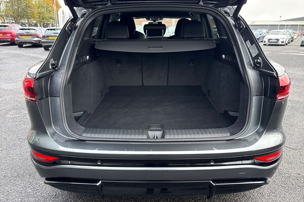 Used Audi Q6 e-tron 2024 for sale - 76272436: Photo 7