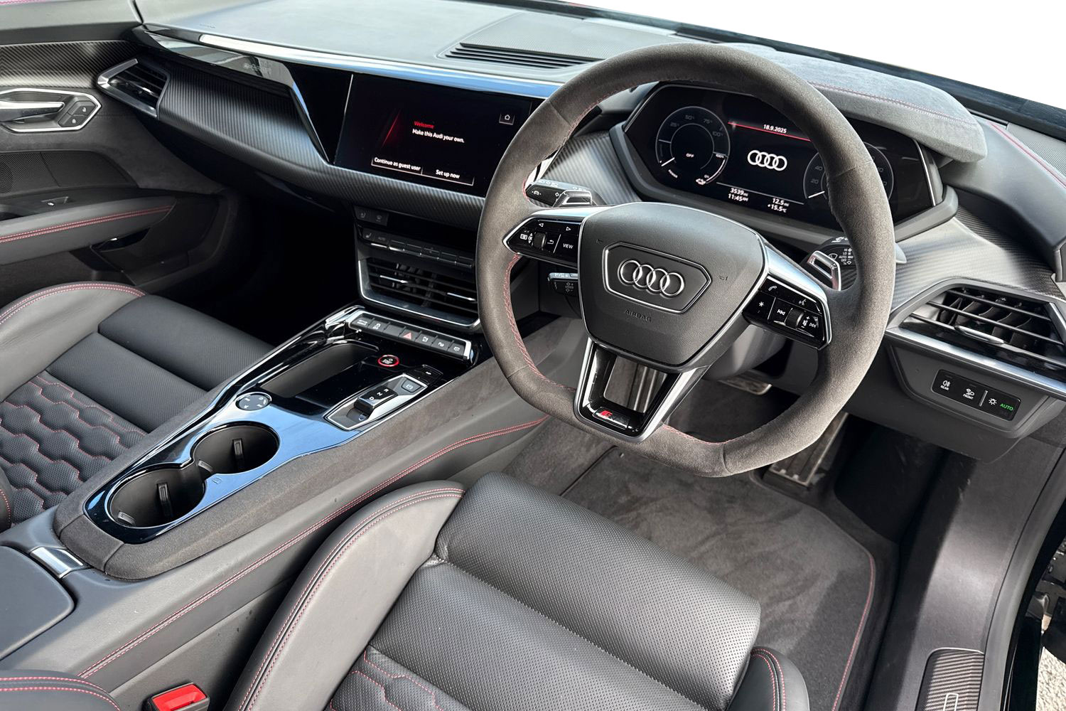Used Audi RS e-tron GT 2024 for sale - 75945623: Photo 14