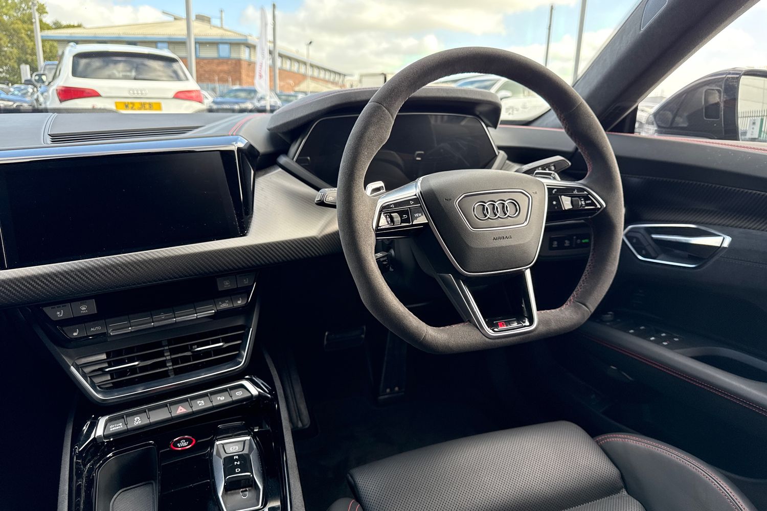 Used Audi RS e-tron GT 2024 for sale - 75945623: Photo 18