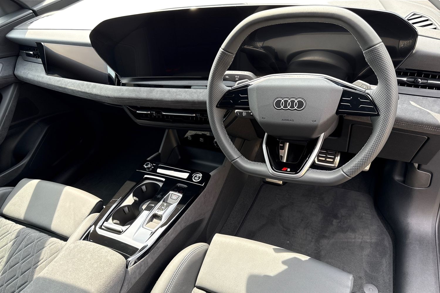 Used Audi Q6 e-tron 2025 for sale - 75924843: Photo 17
