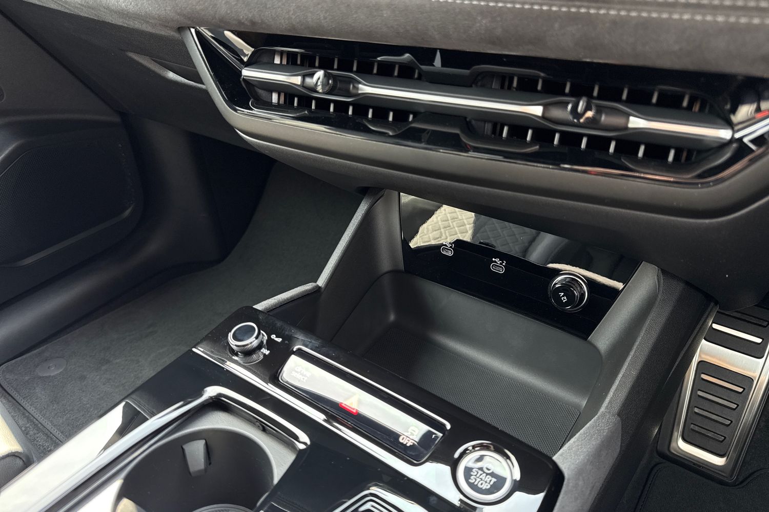 Used Audi Q6 e-tron 2025 for sale - 75924843: Photo 48