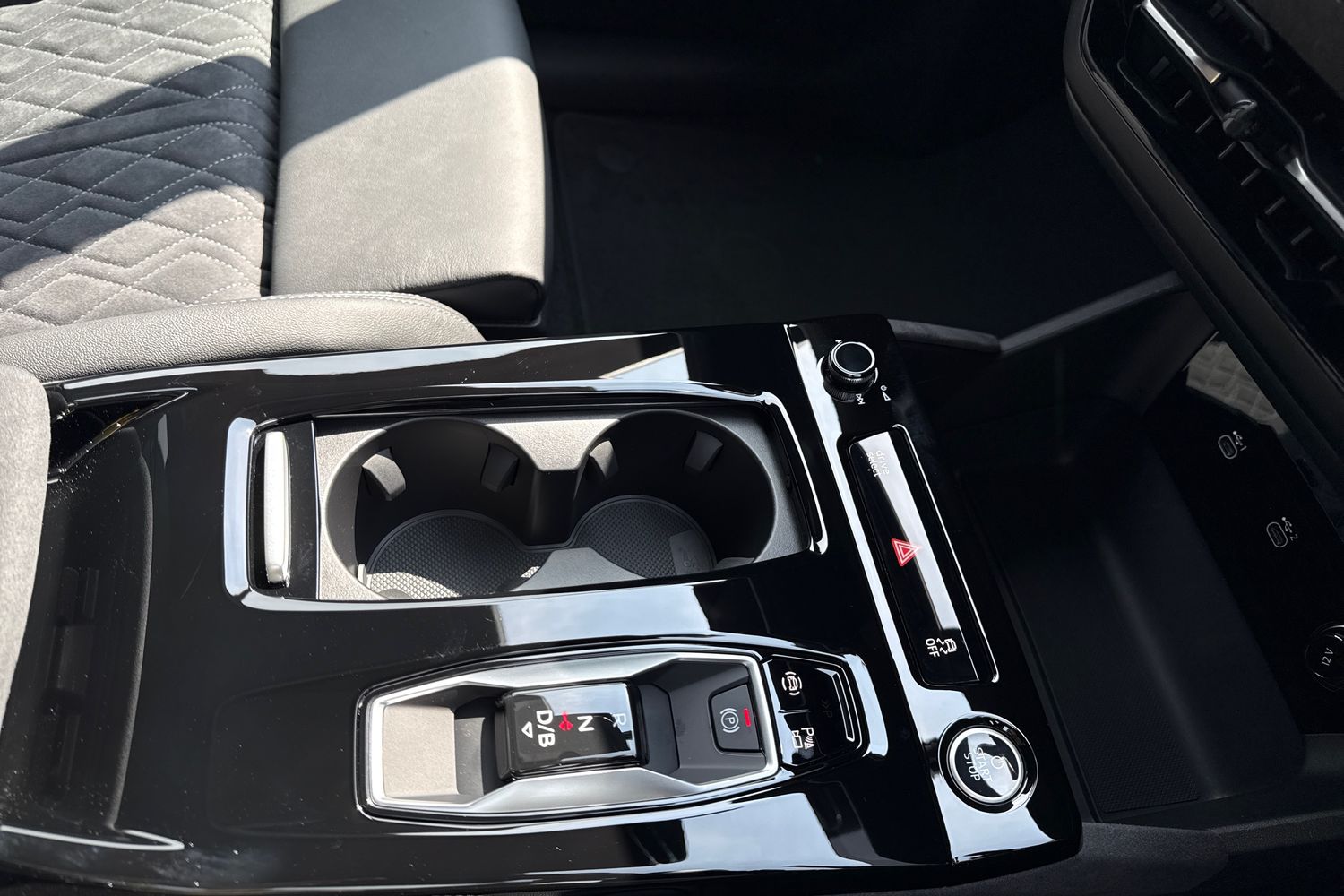 Used Audi Q6 e-tron 2025 for sale - 75924843: Photo 49