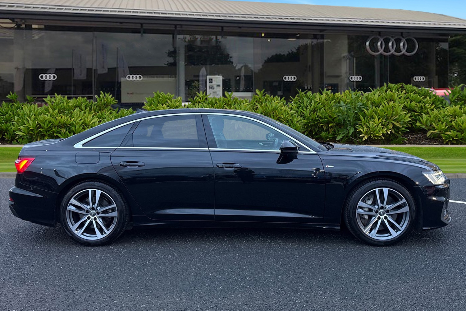 Used Audi A6 2021 for sale - 77368570: Photo 3