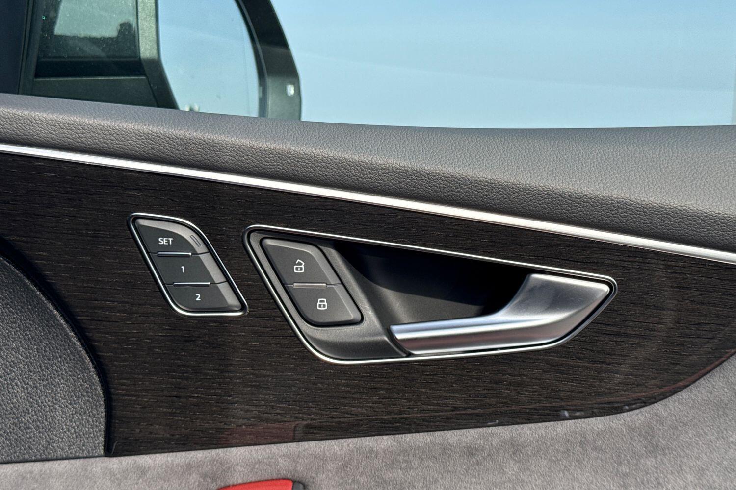 Used Audi SQ8 2026 for sale - 78029487: Photo 17