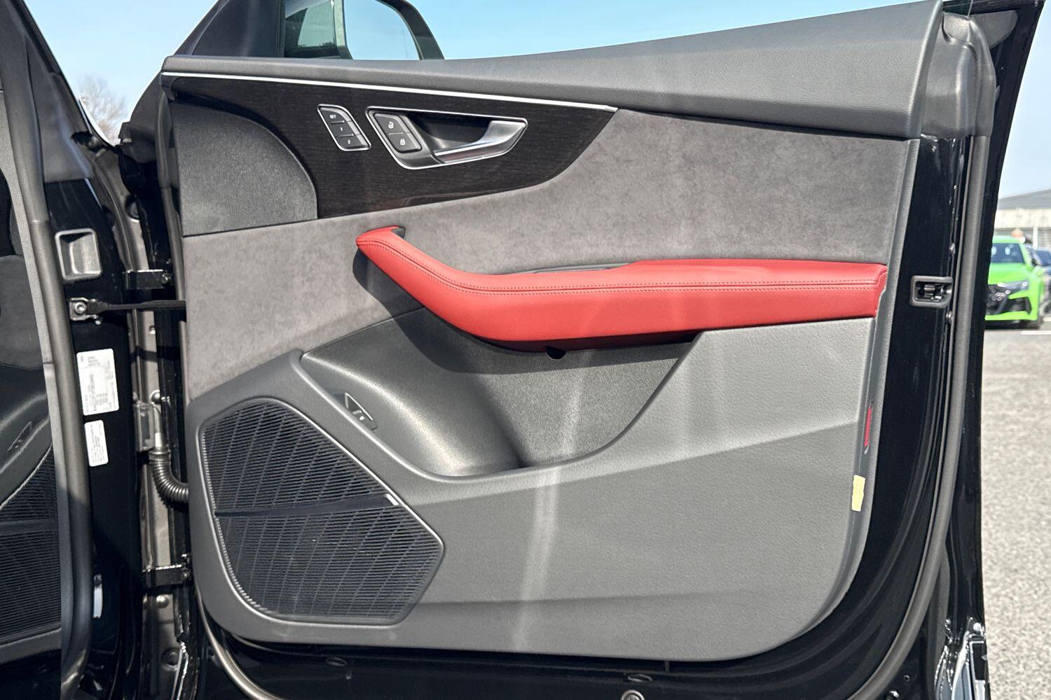 Used Audi SQ8 2026 for sale - 78029487: Photo 47