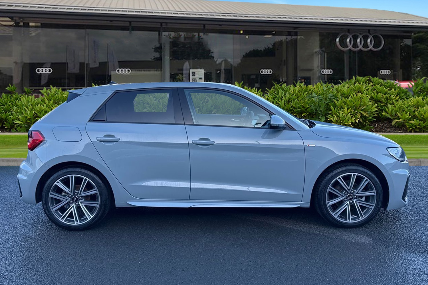 Used Audi A1 2025 for sale - 77368493: Photo 3