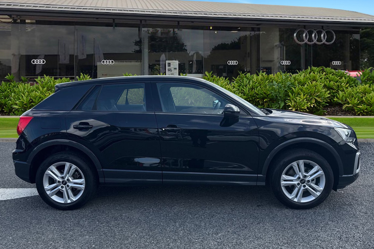 Used Audi Q2 2025 for sale - 77368352: Photo 3