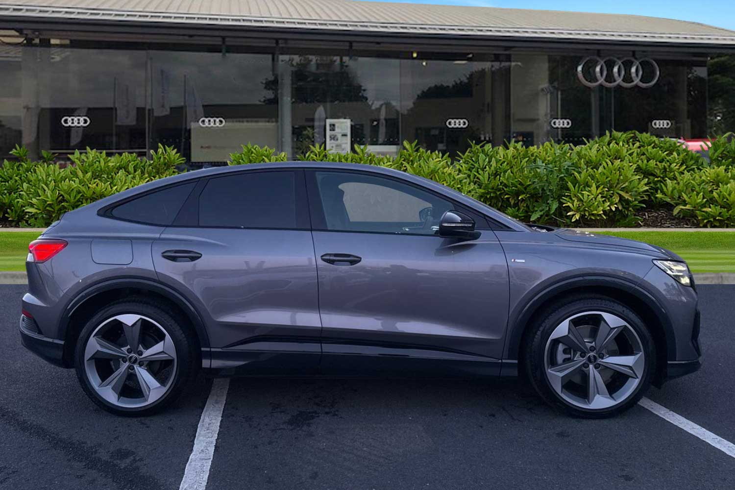 Used Audi Q4 e-tron 2026 for sale - 77601685: Photo 3
