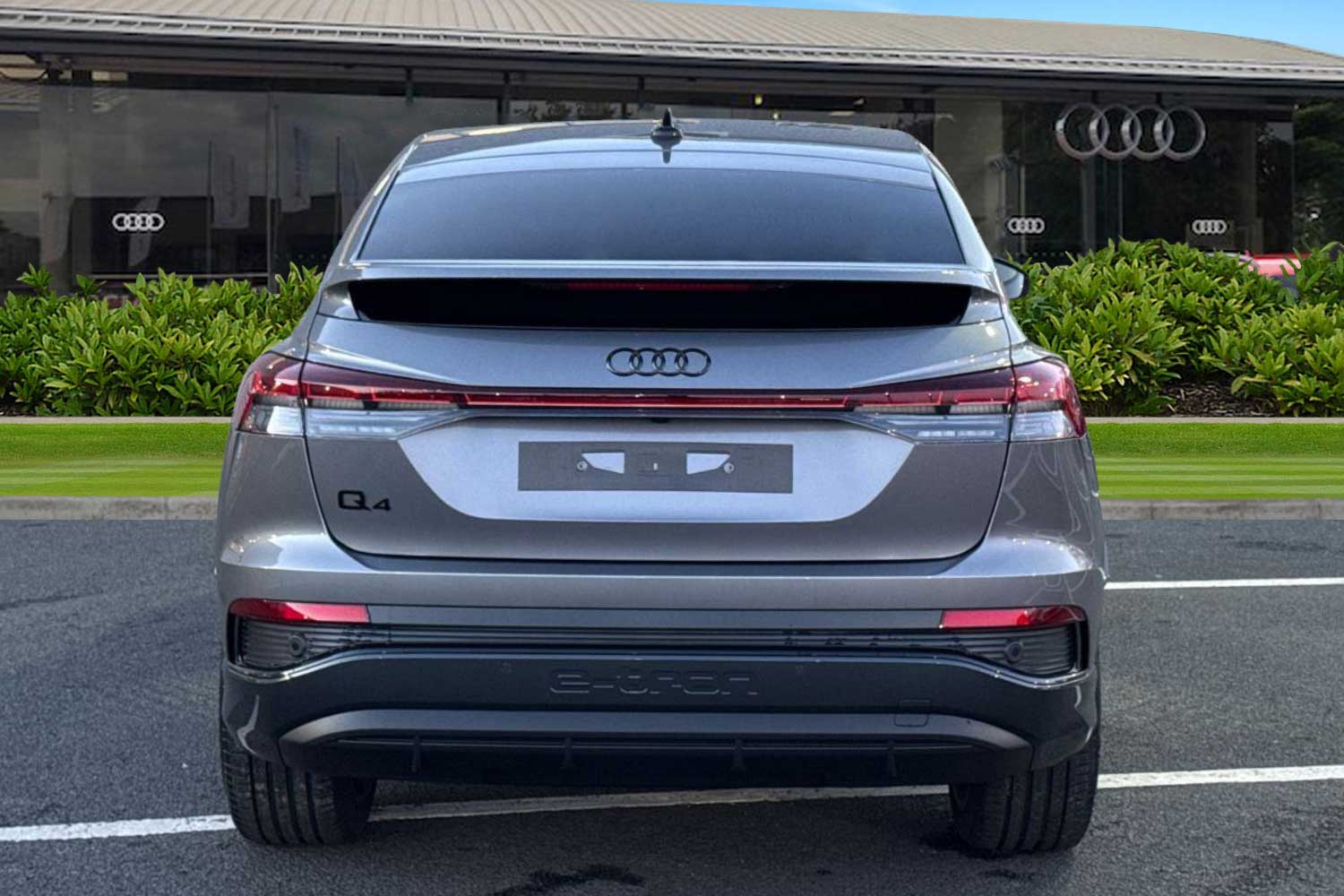 Used Audi Q4 e-tron 2026 for sale - 77601685: Photo 4