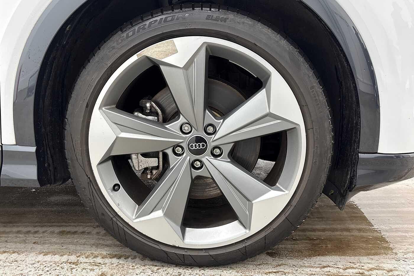 Used Audi Q4 e-tron 2025 for sale - 77791882: Photo 6