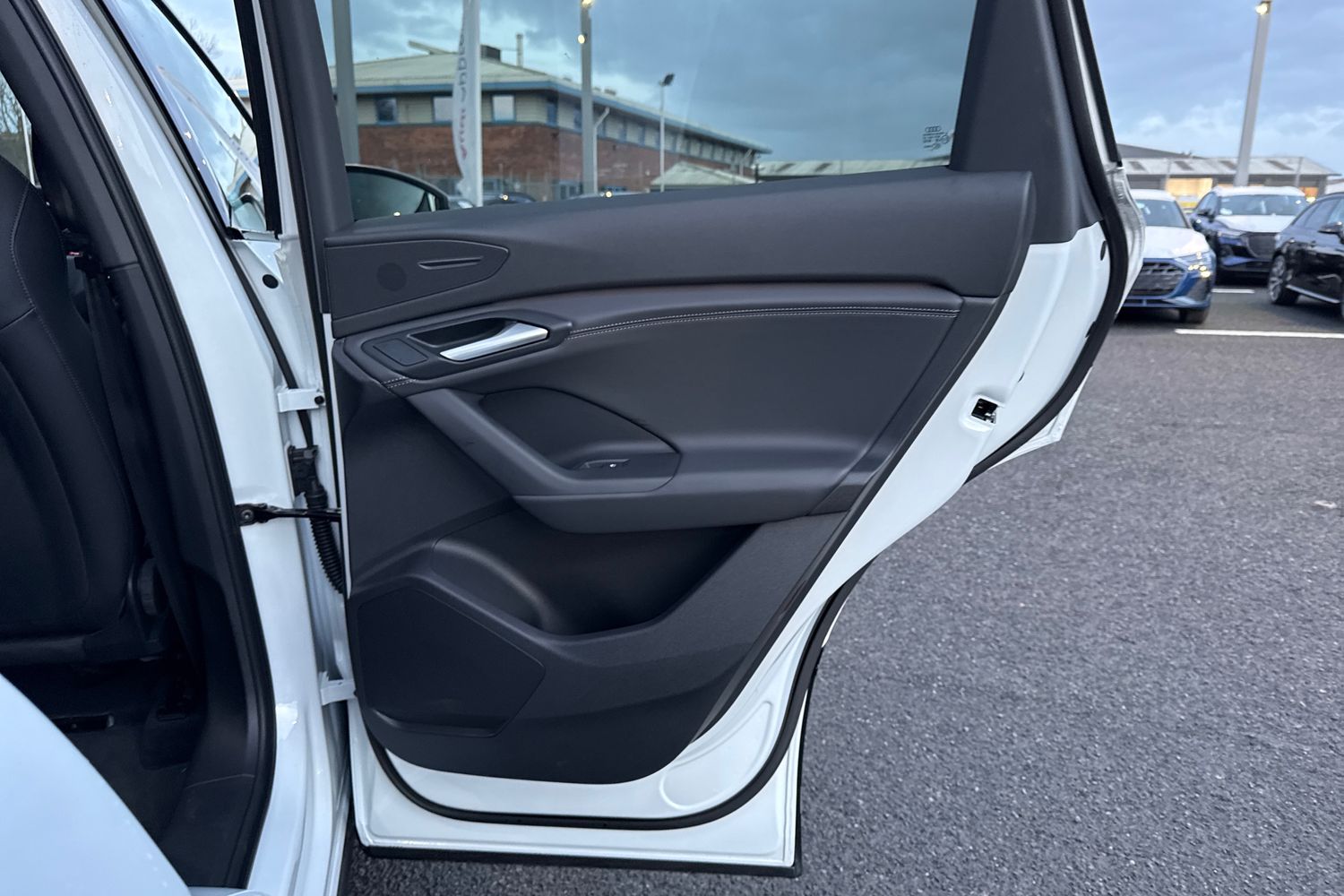 Used Audi Q6 e-tron 2025 for sale - 76909365: Photo 42