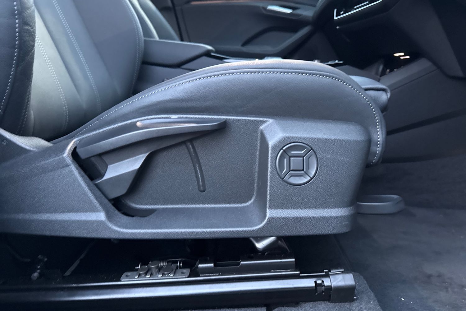 Used Audi Q6 e-tron 2025 for sale - 76909365: Photo 44