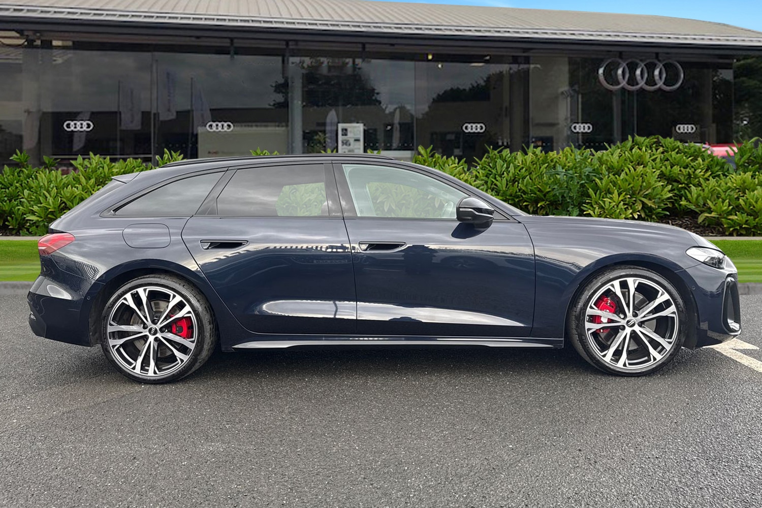 Used Audi S5 Avant 2025 for sale - 77642107: Photo 3