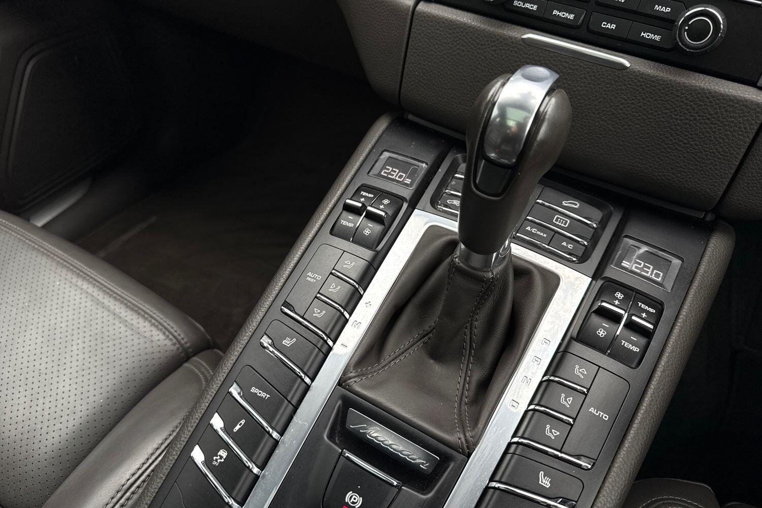 Used Porsche Macan 2017 for sale - 78107404: Photo 19