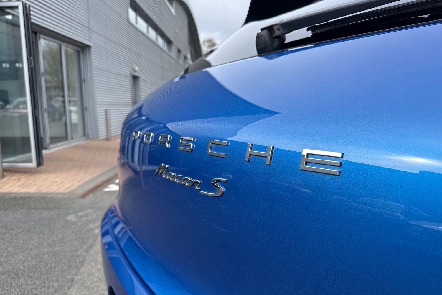 Used Porsche Macan 2017 for sale - 78107404: Photo 24