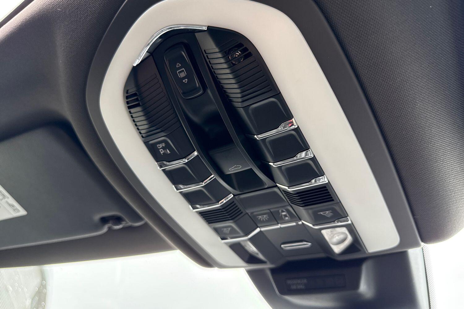 Used Porsche Macan 2017 for sale - 78107404: Photo 41