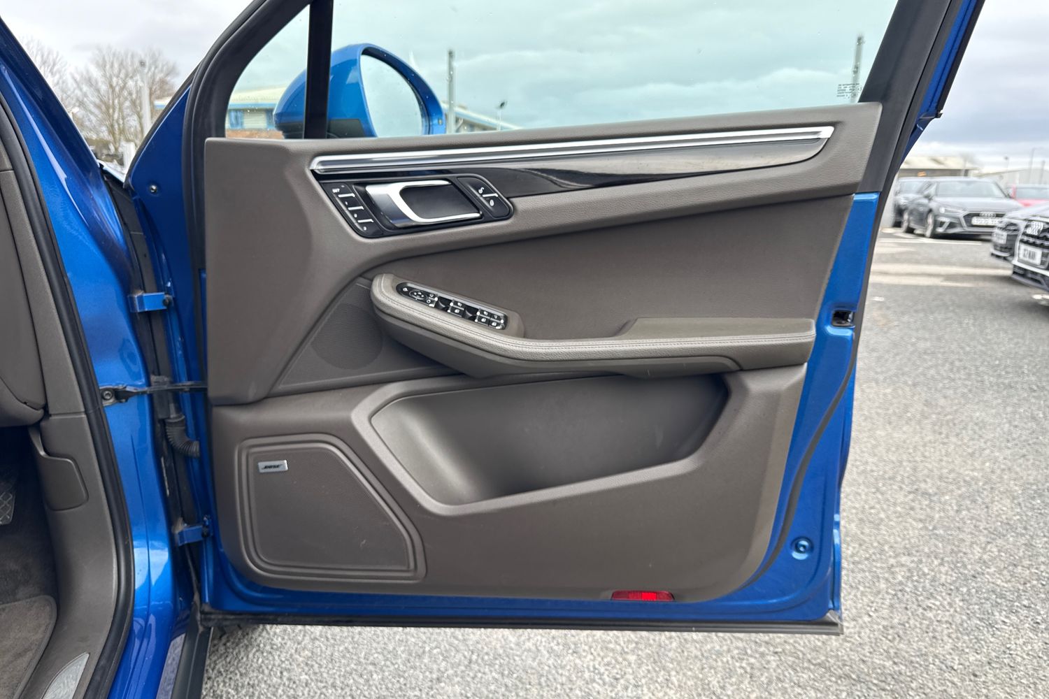 Used Porsche Macan 2017 for sale - 78107404: Photo 45