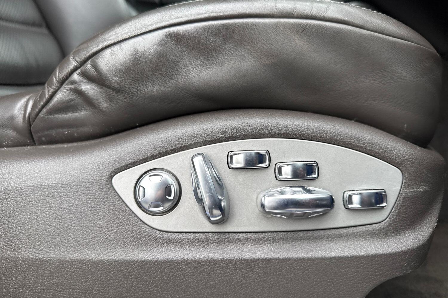 Used Porsche Macan 2017 for sale - 78107404: Photo 48