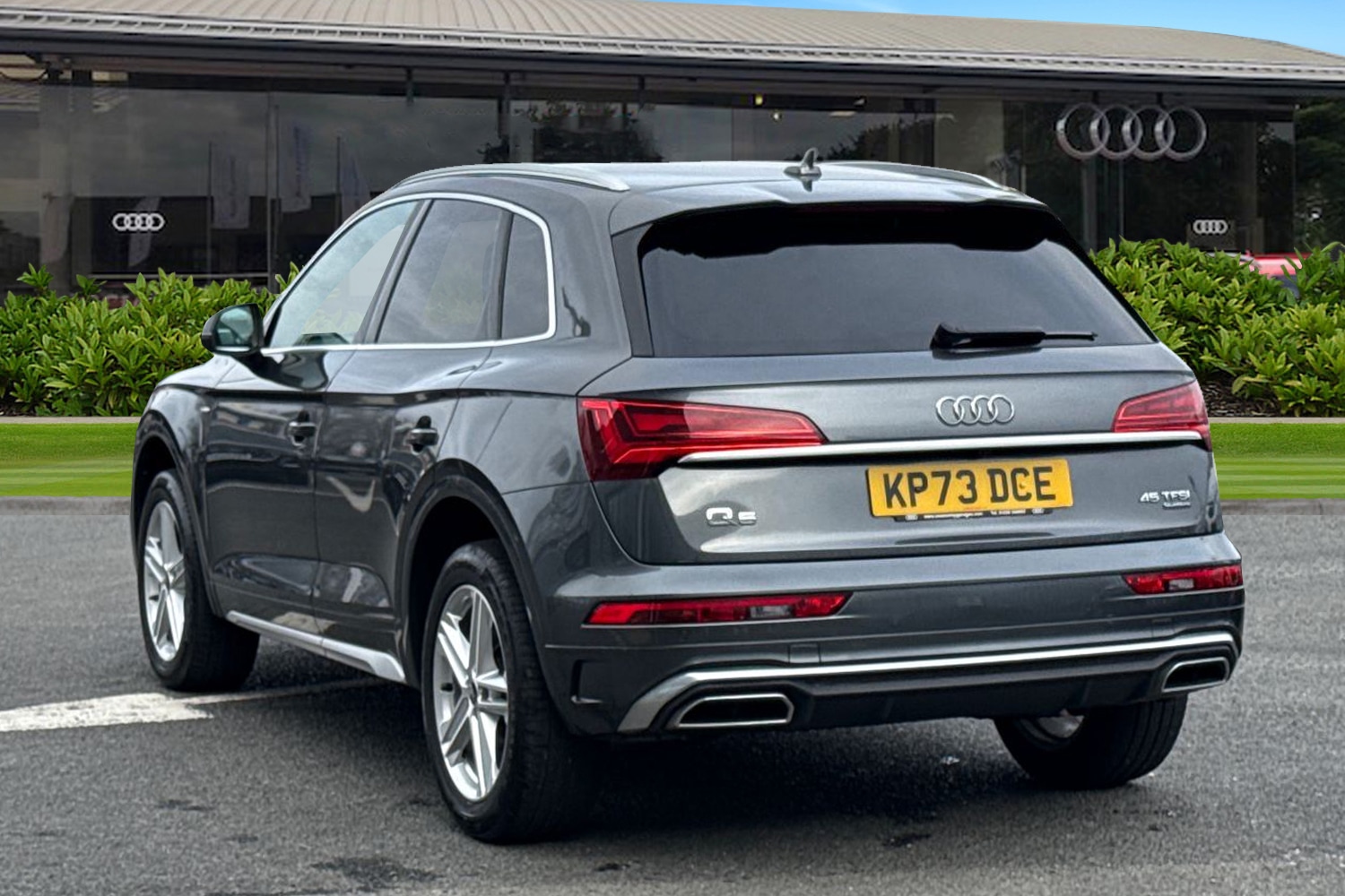 Used Audi Q5 2023 for sale - 77981849: Photo 2