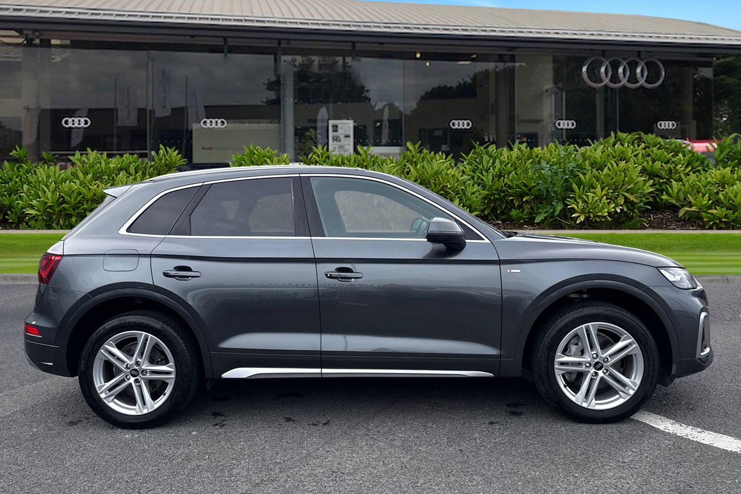 Used Audi Q5 2023 for sale - 77981849: Photo 3