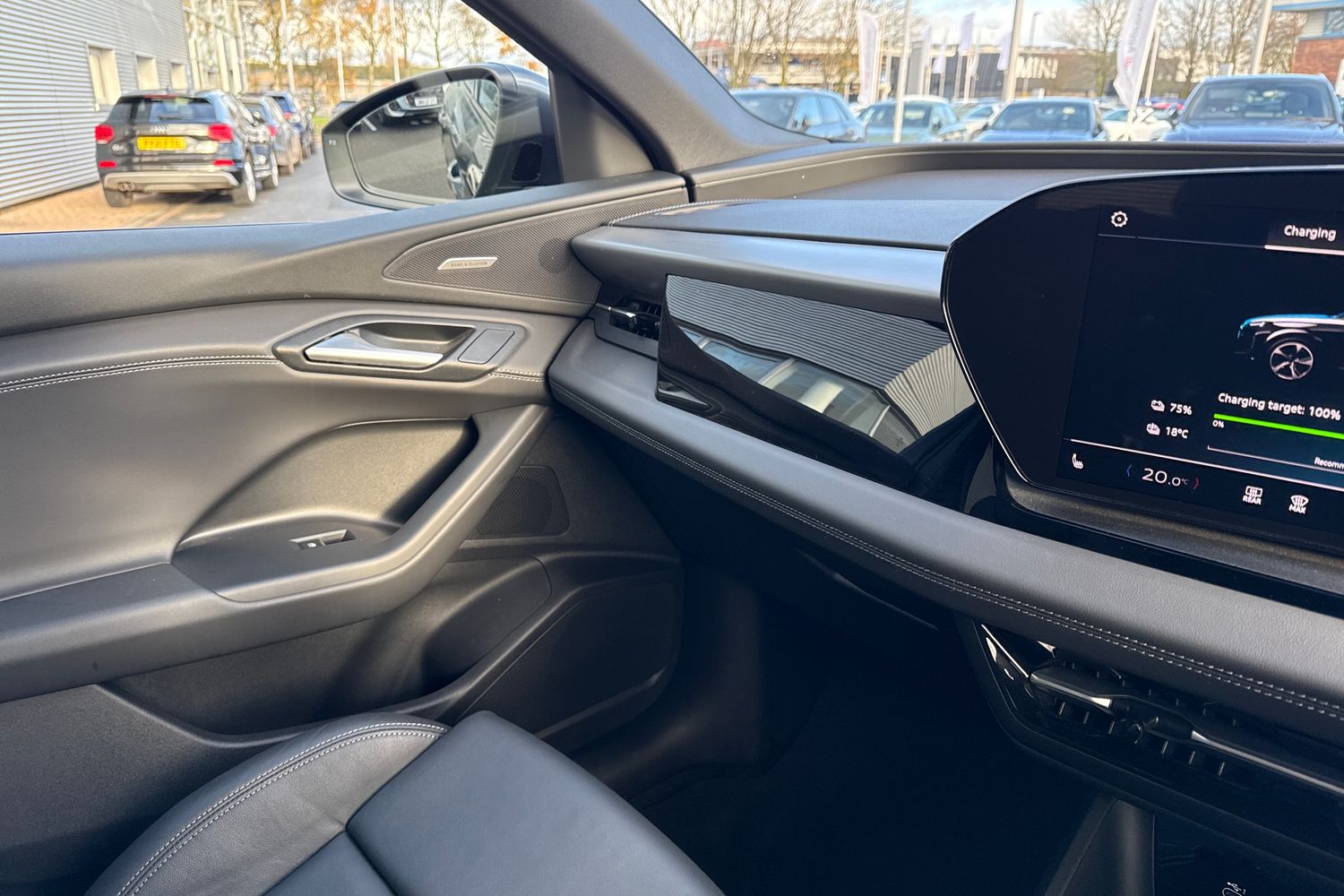 Used Audi Q6 e-tron 2024 for sale - 77368399: Photo 20