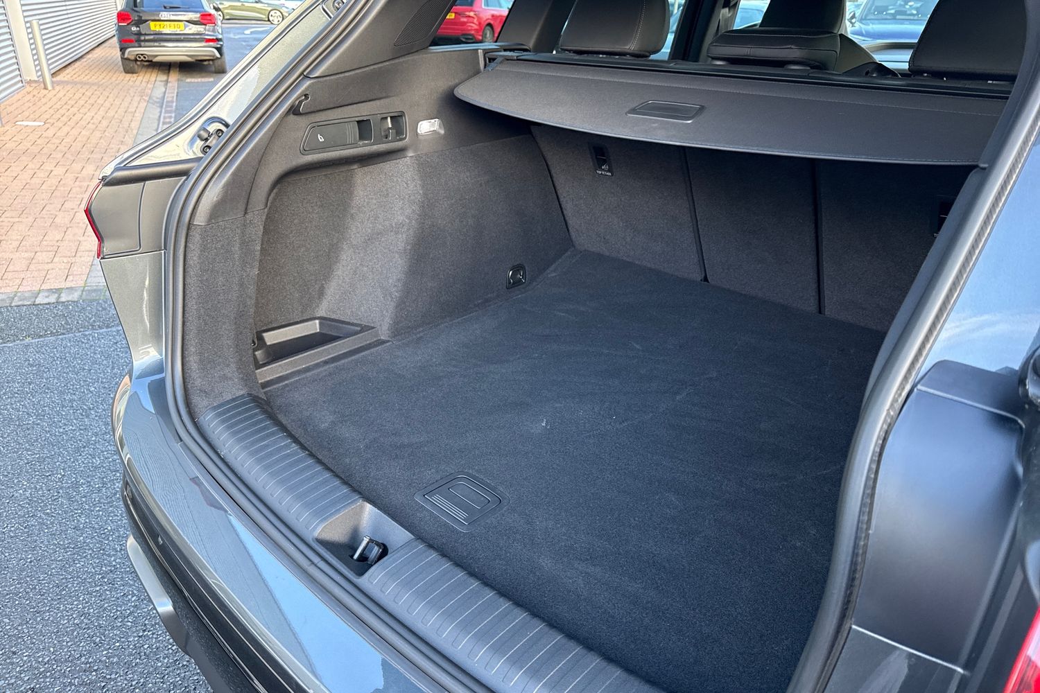 Used Audi Q6 e-tron 2024 for sale - 77368399: Photo 36