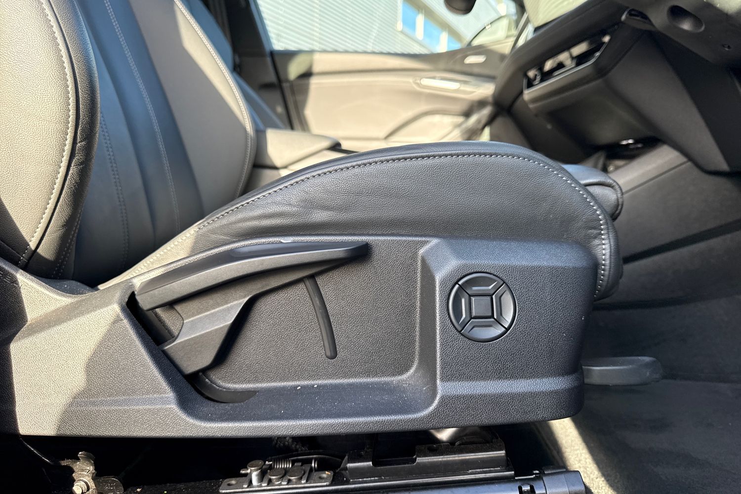 Used Audi Q6 e-tron 2024 for sale - 77368399: Photo 45