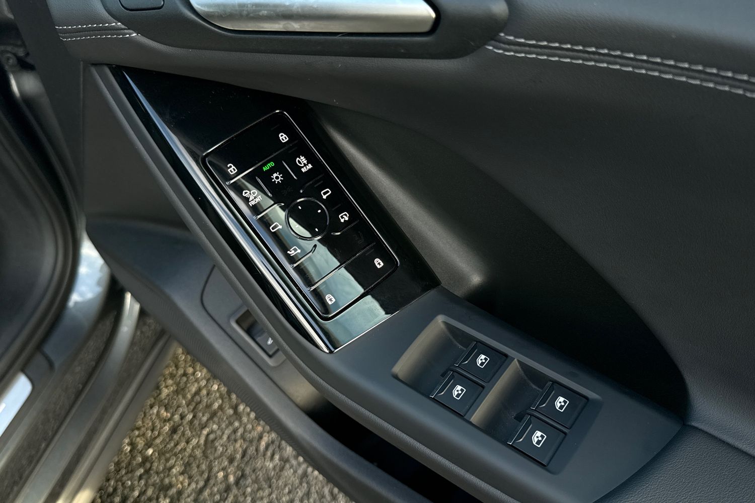 Used Audi Q6 e-tron 2024 for sale - 77368399: Photo 47