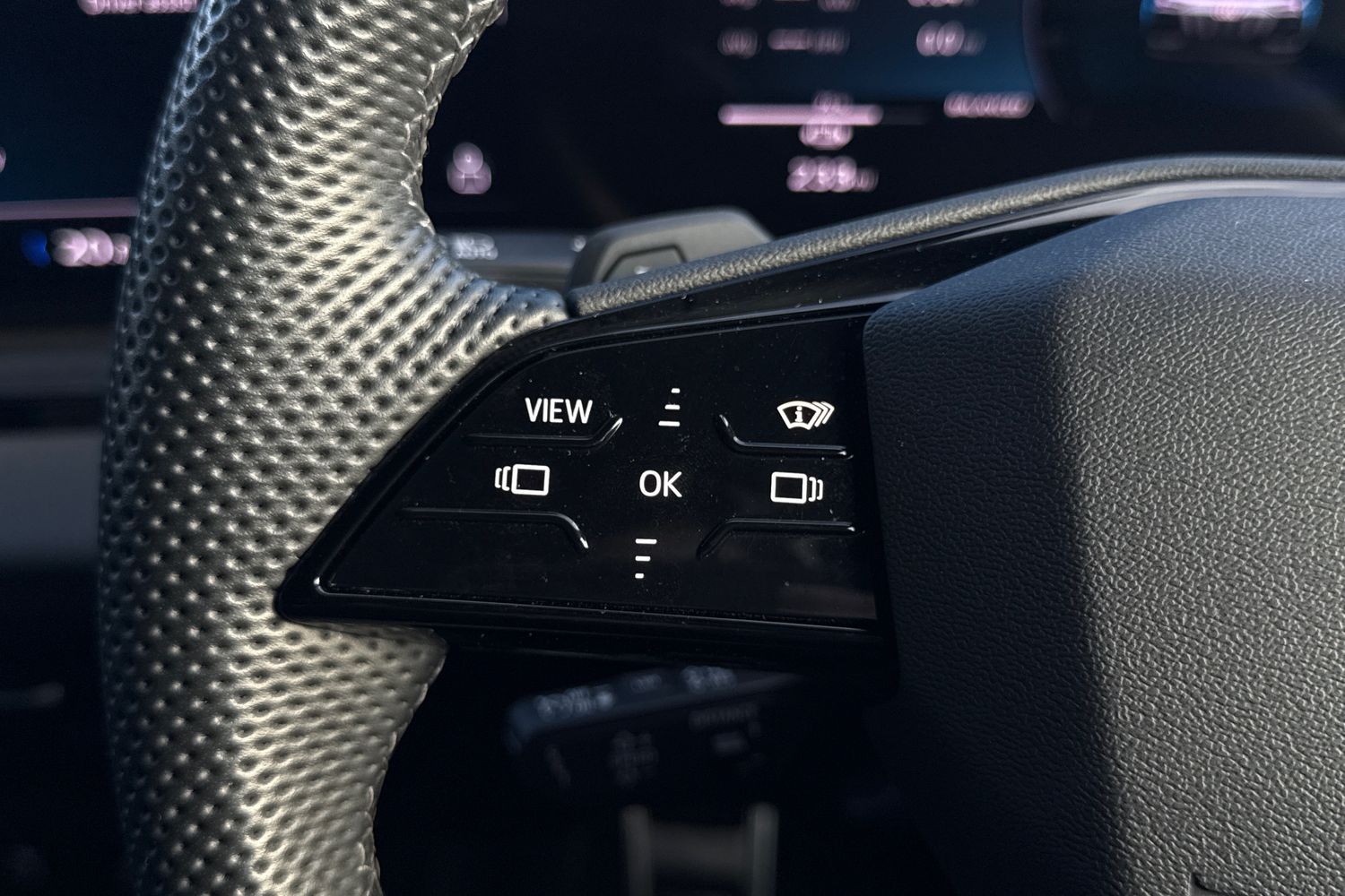 Used Audi Q6 e-tron 2024 for sale - 77368399: Photo 49