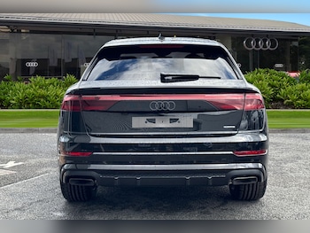 Used Audi Q8 2026 for sale - 79468882: Photo