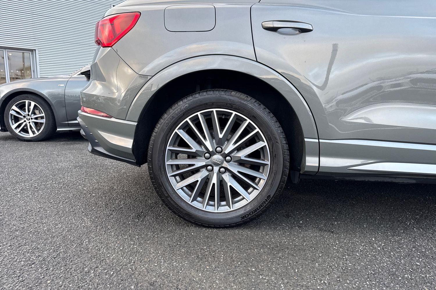 Used Audi Q3 2020 for sale - 76968045: Photo 10
