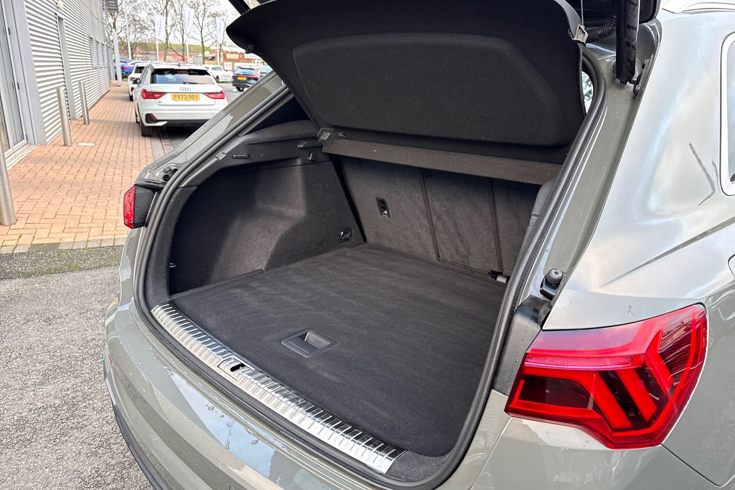 Used Audi Q3 2020 for sale - 76968045: Photo 34