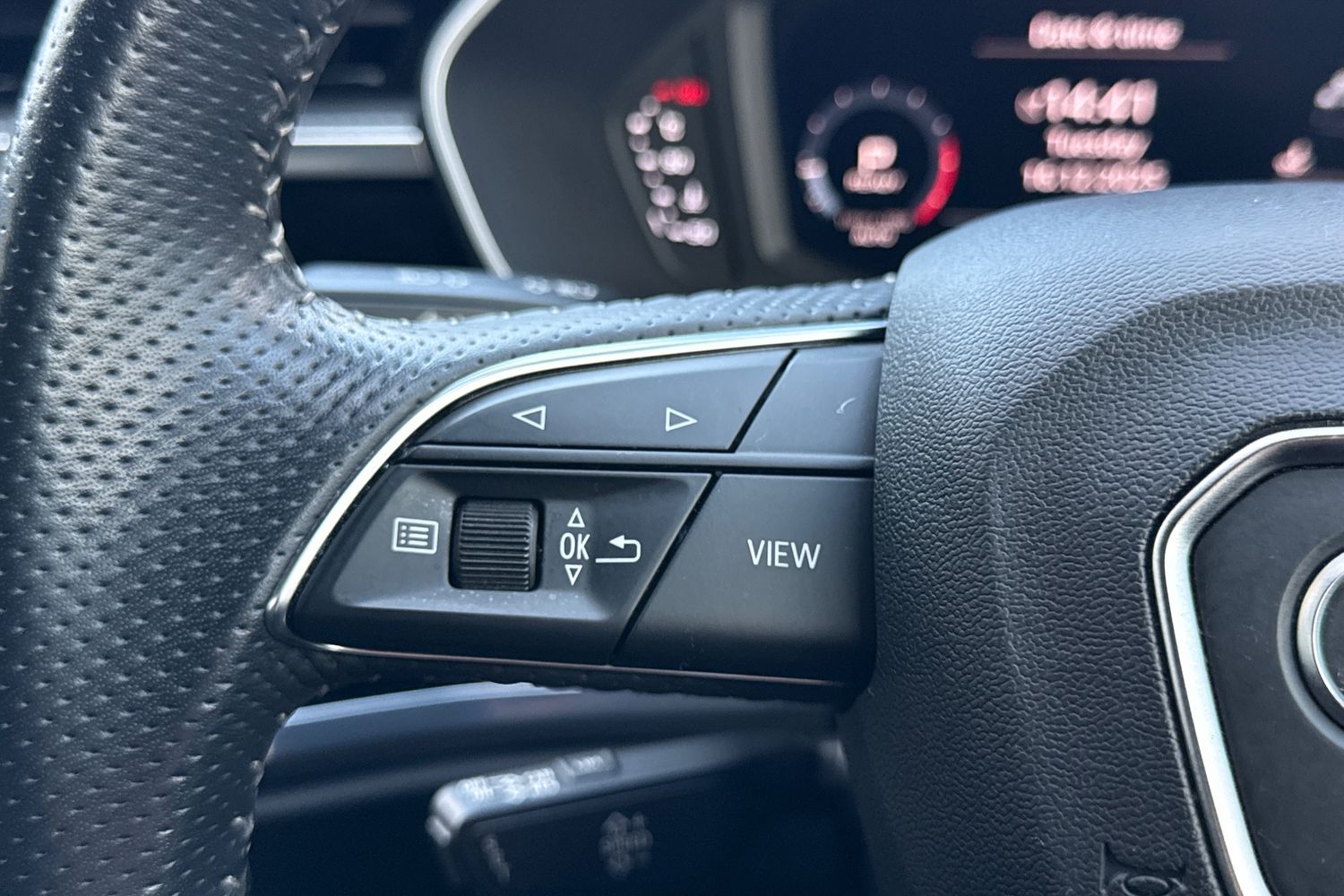 Used Audi Q3 2020 for sale - 76968045: Photo 49