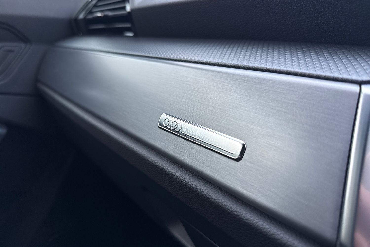 Used Audi Q3 2020 for sale - 76968045: Photo 60