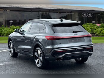 Used Audi Q5 2025 for sale - 75787835: Photo