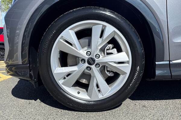 Used Audi Q4 e-tron 2025 for sale - 75819547: Photo 10